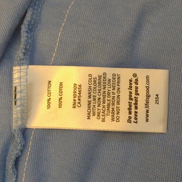 NWT SS Blue Rainbow Tee SZ XL By Life Is Good - Picture 8 of 10